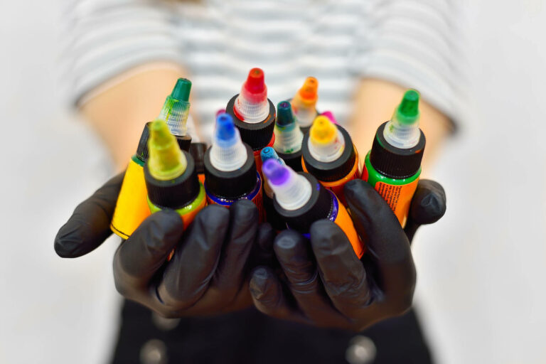 How to choose tattoo colors that suit your body?